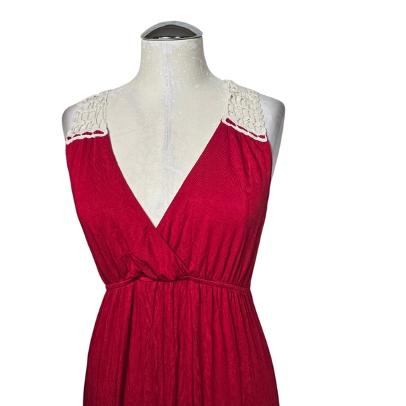 Felicity & Coco Red Maxi V Neck Sleeveless  White Lace Dress M - Picture 2 of 9